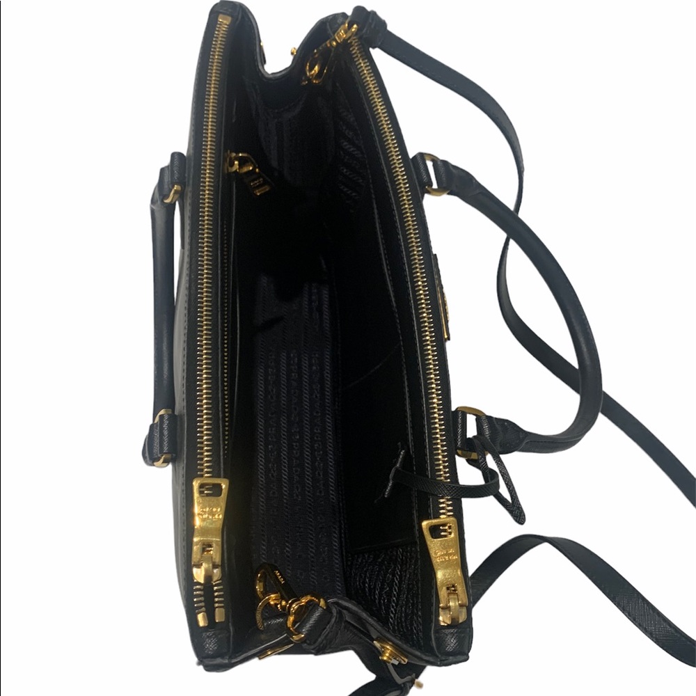 Prada Galleria Saffiano Leather Bag - Picture 4 of 11
